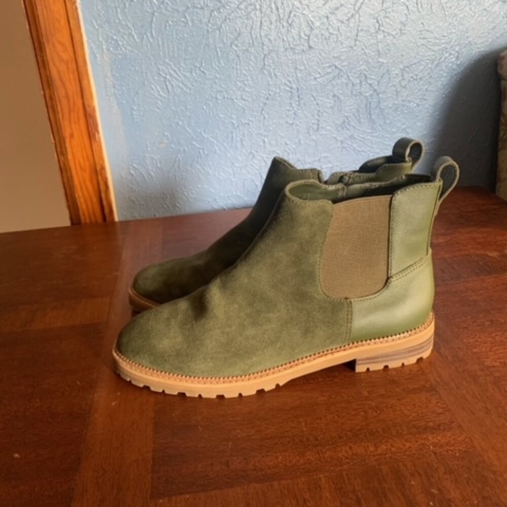 Land's End Green Boot 8.5 Women's